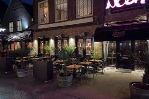 Noah Eetcaf&eacute; Heerenveen