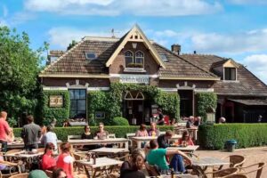 Oortjeshekken Hotel Restaurant Huiskamercaf&eacute;