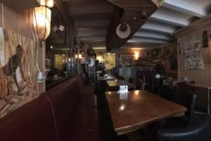 Oost-Afrikaans Eethuis Djebena