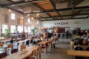 Oproer Biercaf&eacute;
