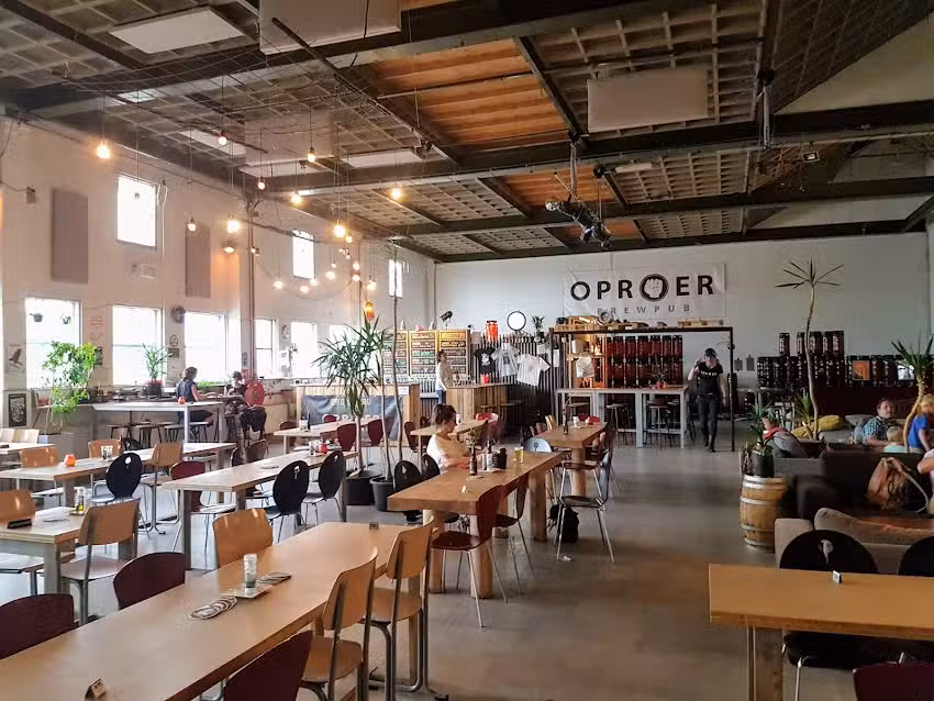 Oproer Biercaf&eacute;