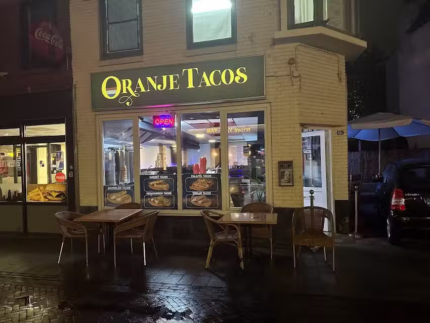 Oranje tacos