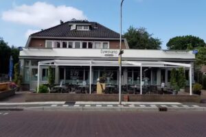 Ouwekamp, ons eetcafé