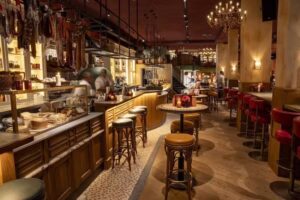 Paloma &ndash; Restaurant & Tapascaf&eacute;