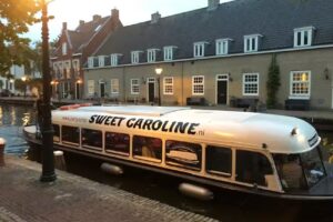 partyschip &ldquo;sweet caroline&rdquo;