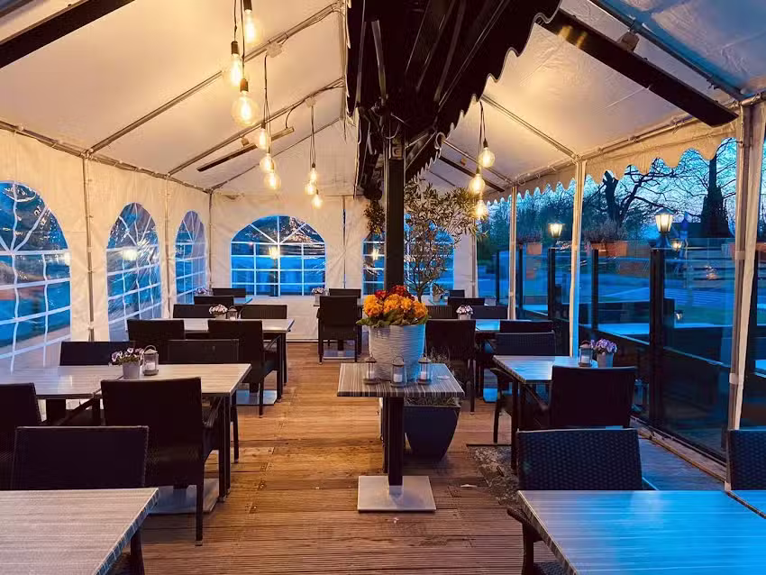 Paviljoen &rsquo;t Middelpunt Schipluiden