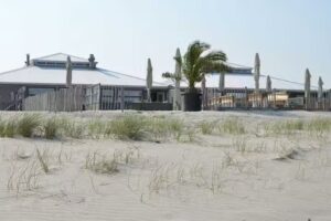 Paviljoen Zomertijd Strand