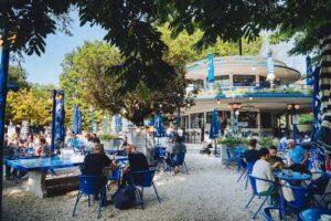 Proeflokaal &rsquo;t Blauwe Theehuis