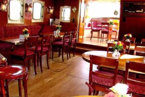 Rederij de tijd Rondvaart Over De Vecht Of Loosdrechtse Plassen