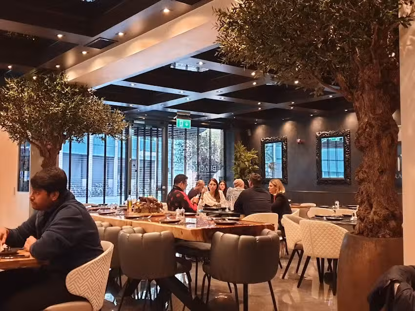 Restaurant Black Olive