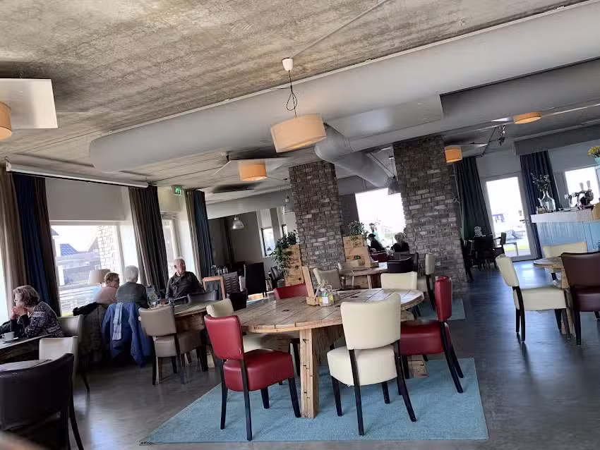 Restaurant Blauwestad &ndash; Parel aan het Oldambtmeer &ndash; incl. aanlegplaatsen