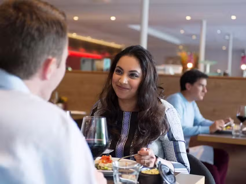 RESTAURANT BOTTLES AND BITES