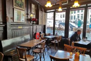 Restaurant &ndash; Caf&eacute; Scheltema