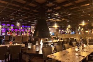 Restaurant de Boerderij by Charrels