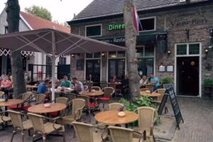 Restaurant Dinee Caf&eacute; Veertien