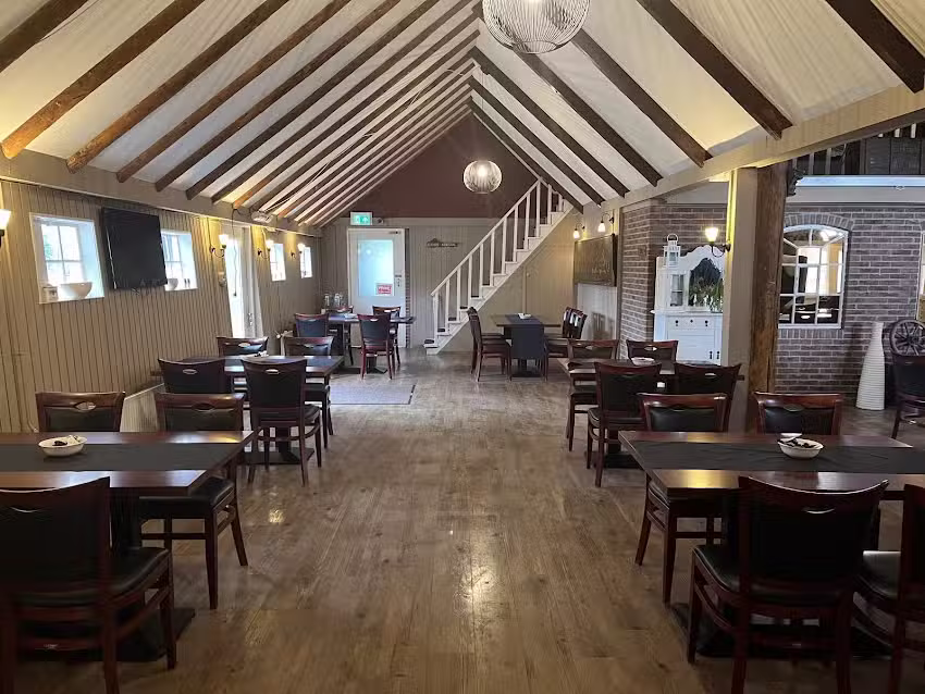 Restaurant en Caf&eacute; Diana Heide