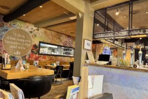 Restaurant & Grandcaf&eacute; Liff