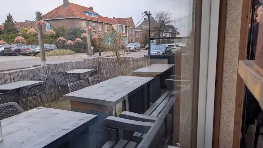 Restaurant Groot Caf&eacute; M&rsquo;n Zusje Lunch & Diner