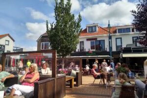 Restaurant L&rsquo;avenir lunch & diner