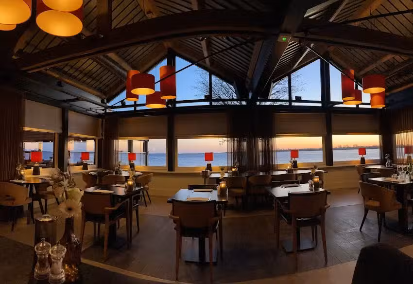 Restaurant On The Rock Aalsmeer