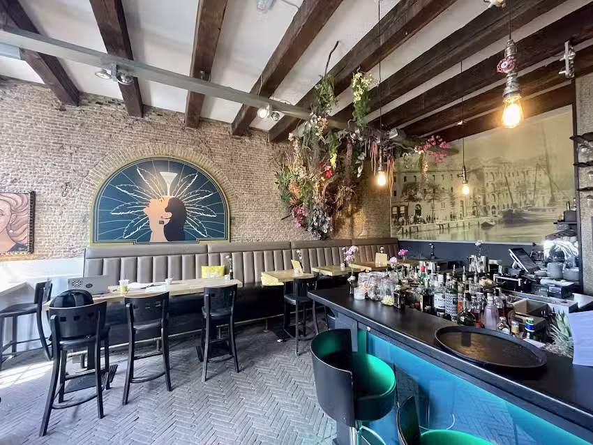 Restaurant Schiedam: 1714 Drinks & Bites