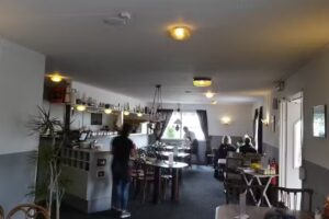 Roadhouse Checkpoint Charlie