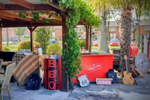 Robuust Friet Saloon &ndash; BBQ & Grill