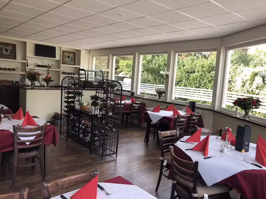 Santa Maria Restaurant