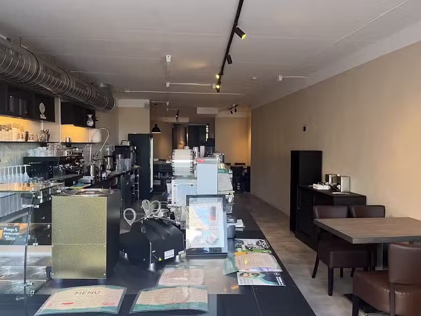 Sea Lounge Caf&eacute;