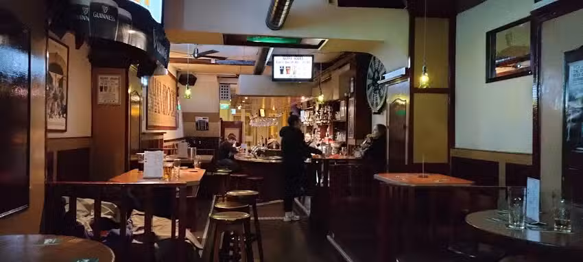 Shamrock Irish Pub