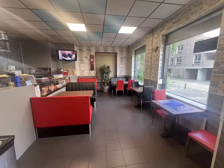 Shoarma Grillroom en Caf&eacute; Het Spoor 🇹🇷