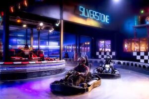 Silverstone Partycenter &ndash; Karten, Lasergamen & Bowling