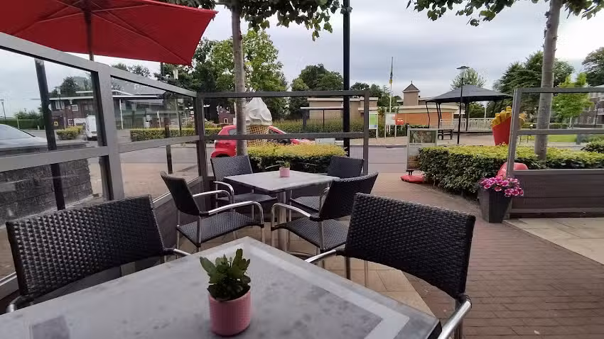 Snack-Resto Woldplein