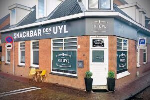 Snackbar Den Uyl