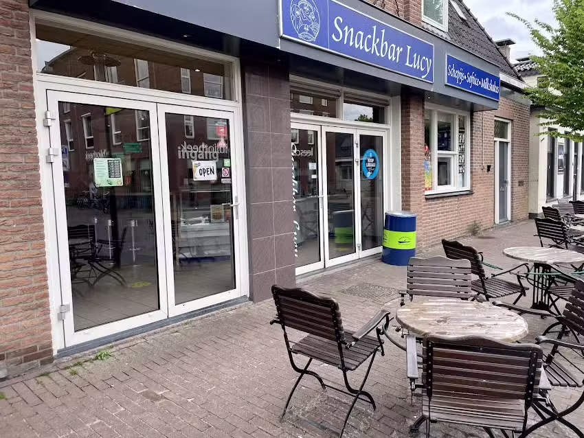 Snackbar Lucy