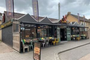 Snackbar Peter Loeffen