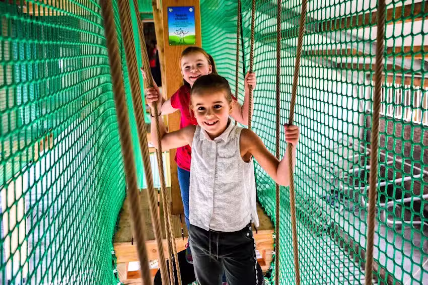 Speel- en IJsboerderij De Drentse Koe