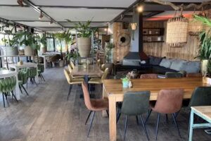 St(r)andplaats Nederzandt B.V.