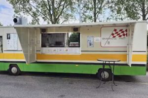 Standdaarbuiten Markweg Rotonde