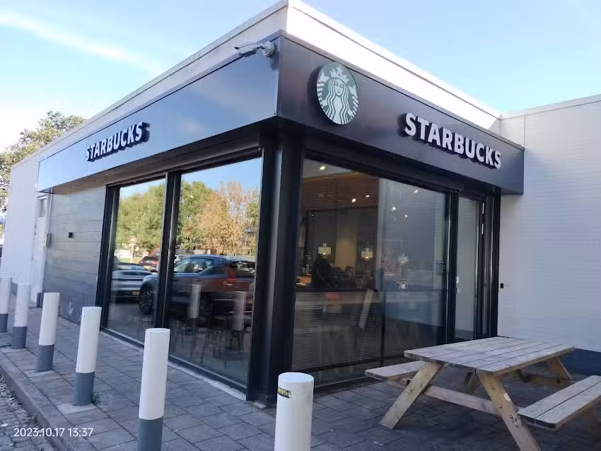 Starbucks &ndash; Shell