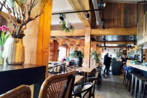 Strandpaviljoen Peek aan Zee &ndash; Paal 15 Texel