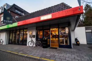 Sushi Eight Heeze