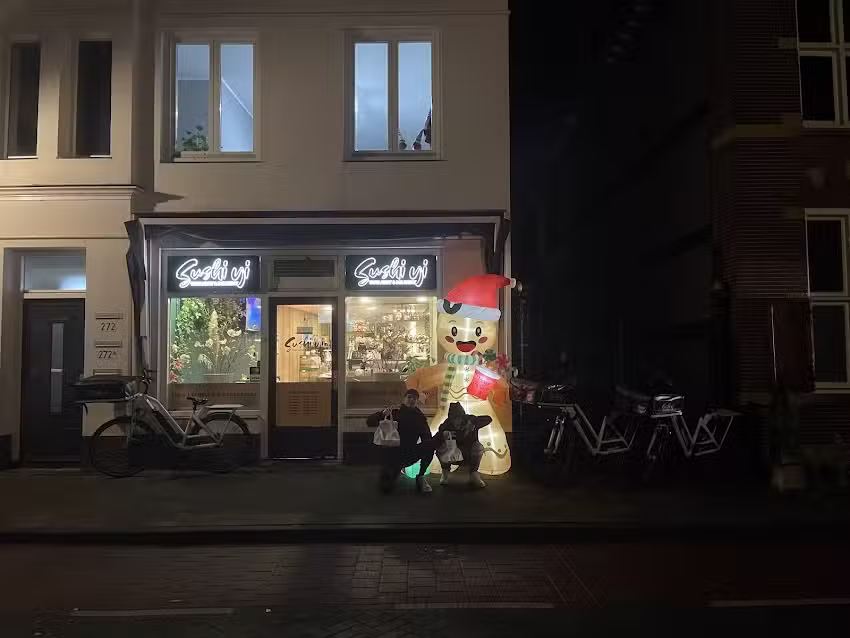Sushi Yi