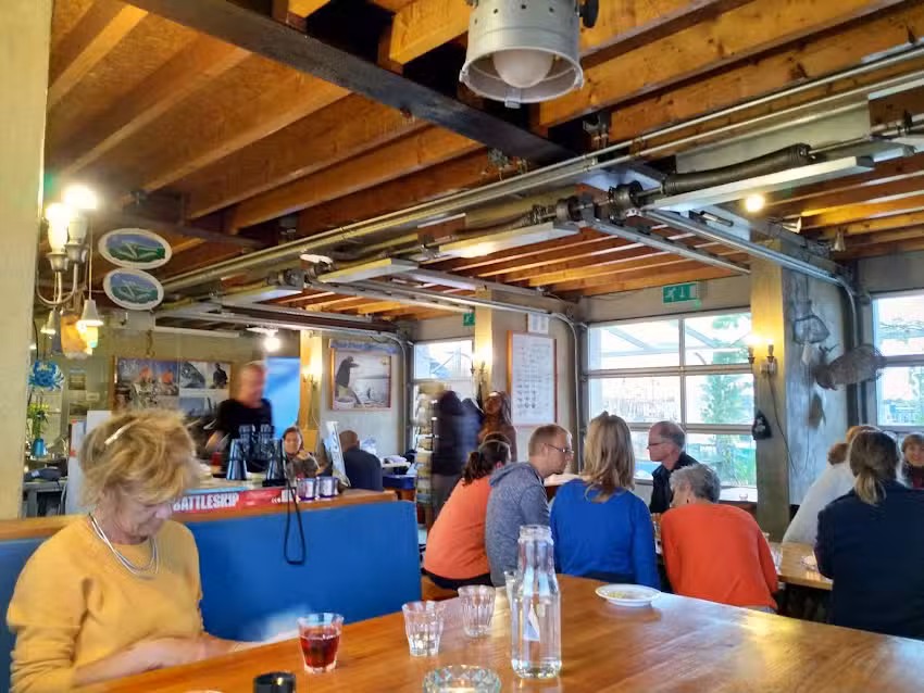 &rsquo;t Ailand Lauwersoog | Huiskamer voor Zeeliefhebbers!