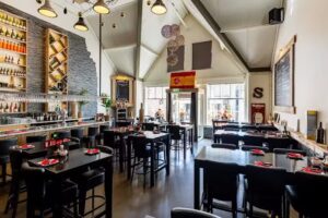 Tapas en Wijnbar van &lsquo;S