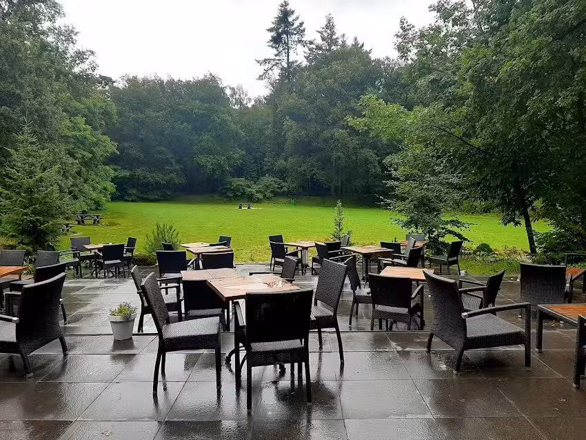 Terras Restaurant Poolshoogte