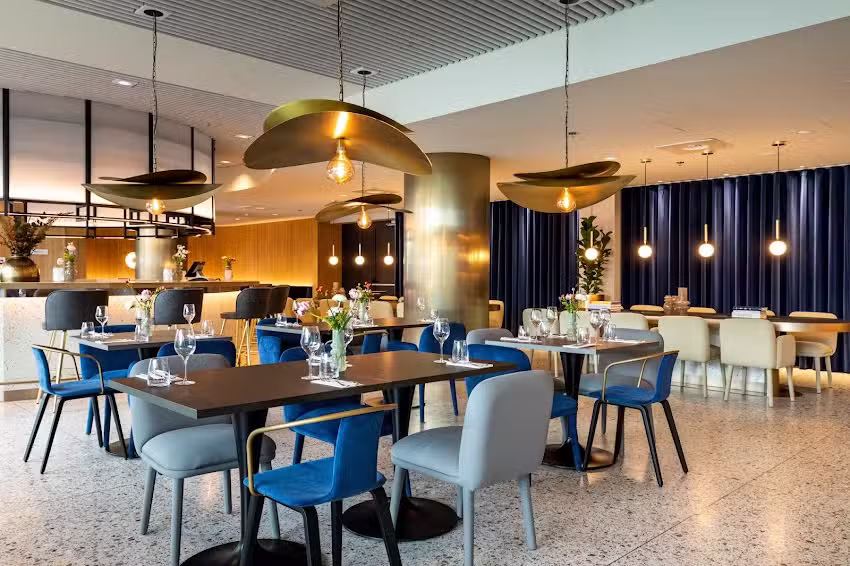 The Den Restaurant & Bar