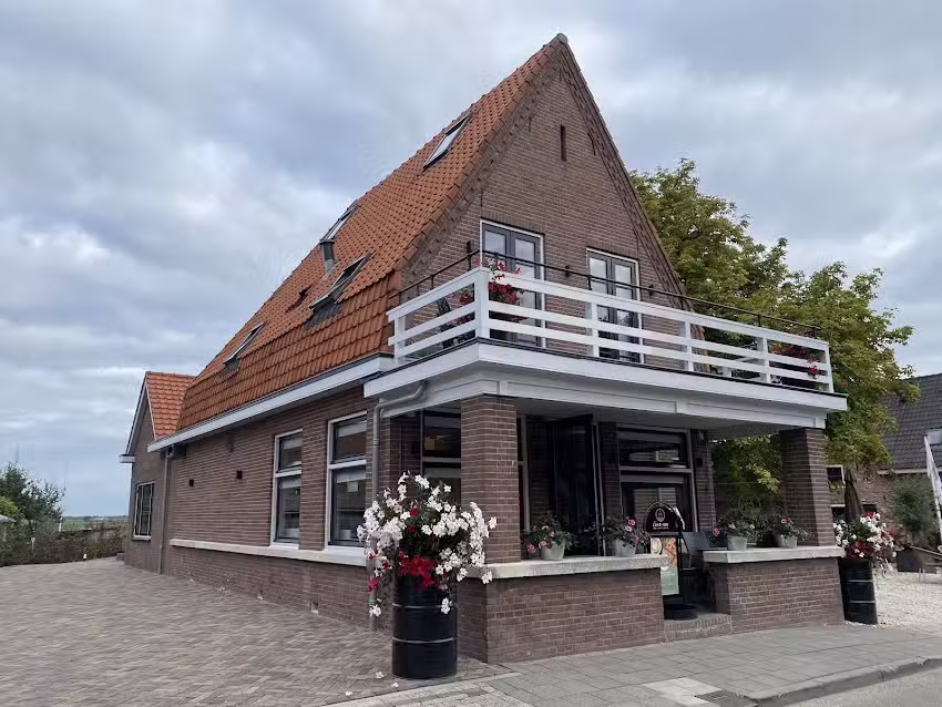 The Lake Inn -Bed en Breakfast &ndash; sloepverhuur