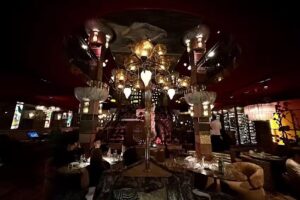 The SIREN Restaurant & Bar