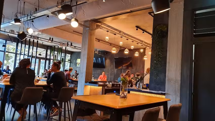 Tjaps &ndash; Restaurant & Bar